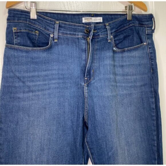 Levi’s Classic Mid-rise Skinny Jeans, NWOT, Size 16M - Picture 7 of 15